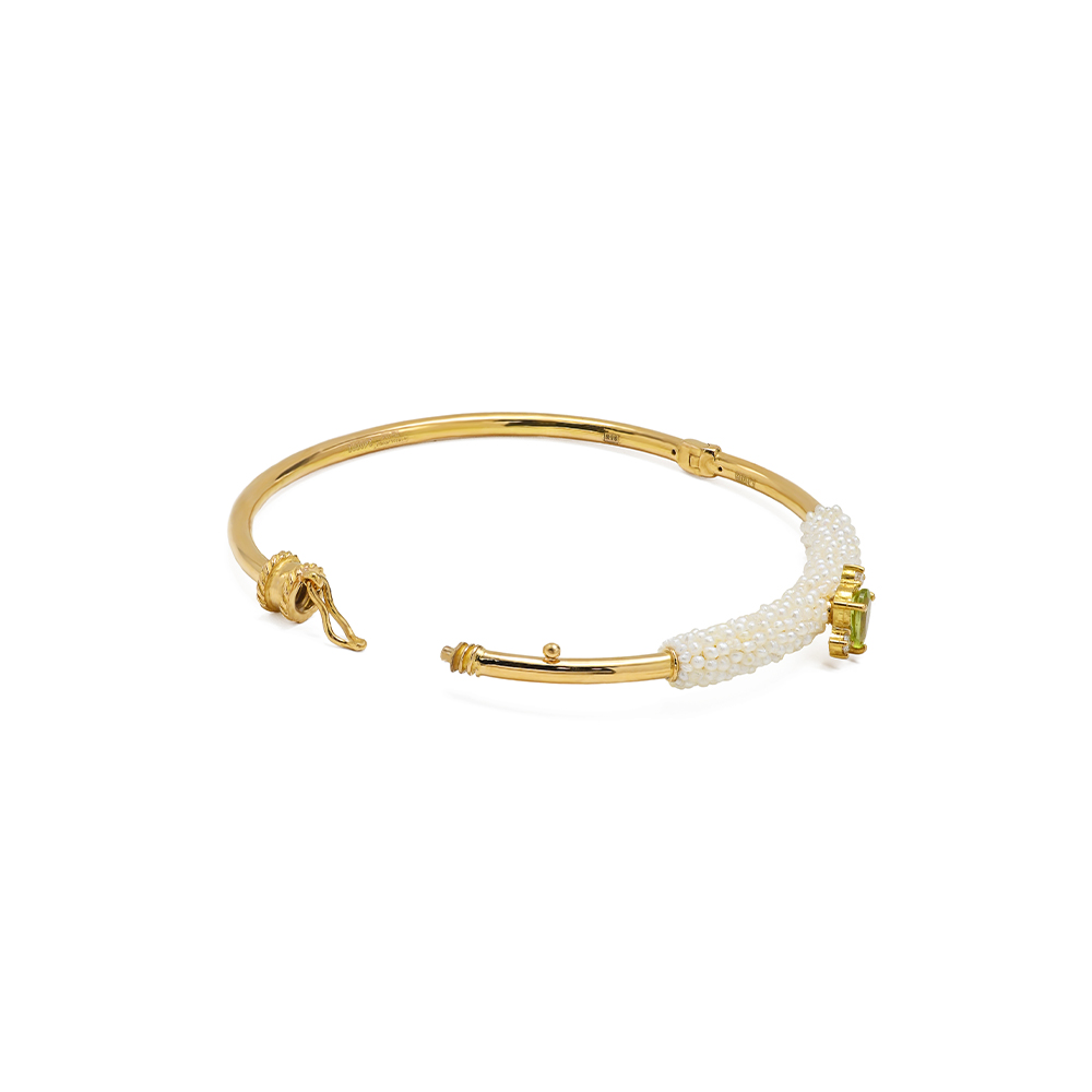 Queen Of The Galaxy Skinny Bangle with Pearls
