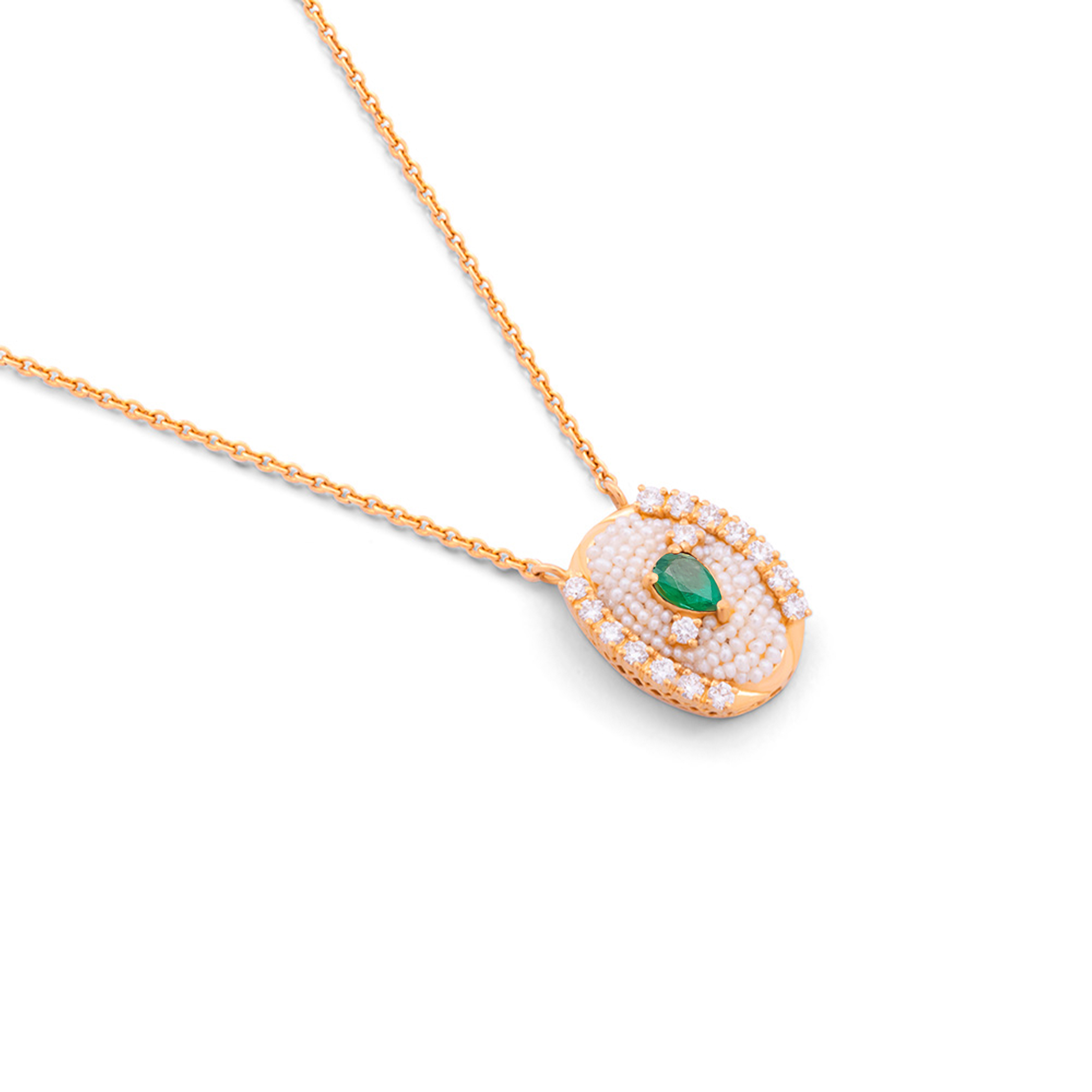 عقد ملكة المجرات المتوسط