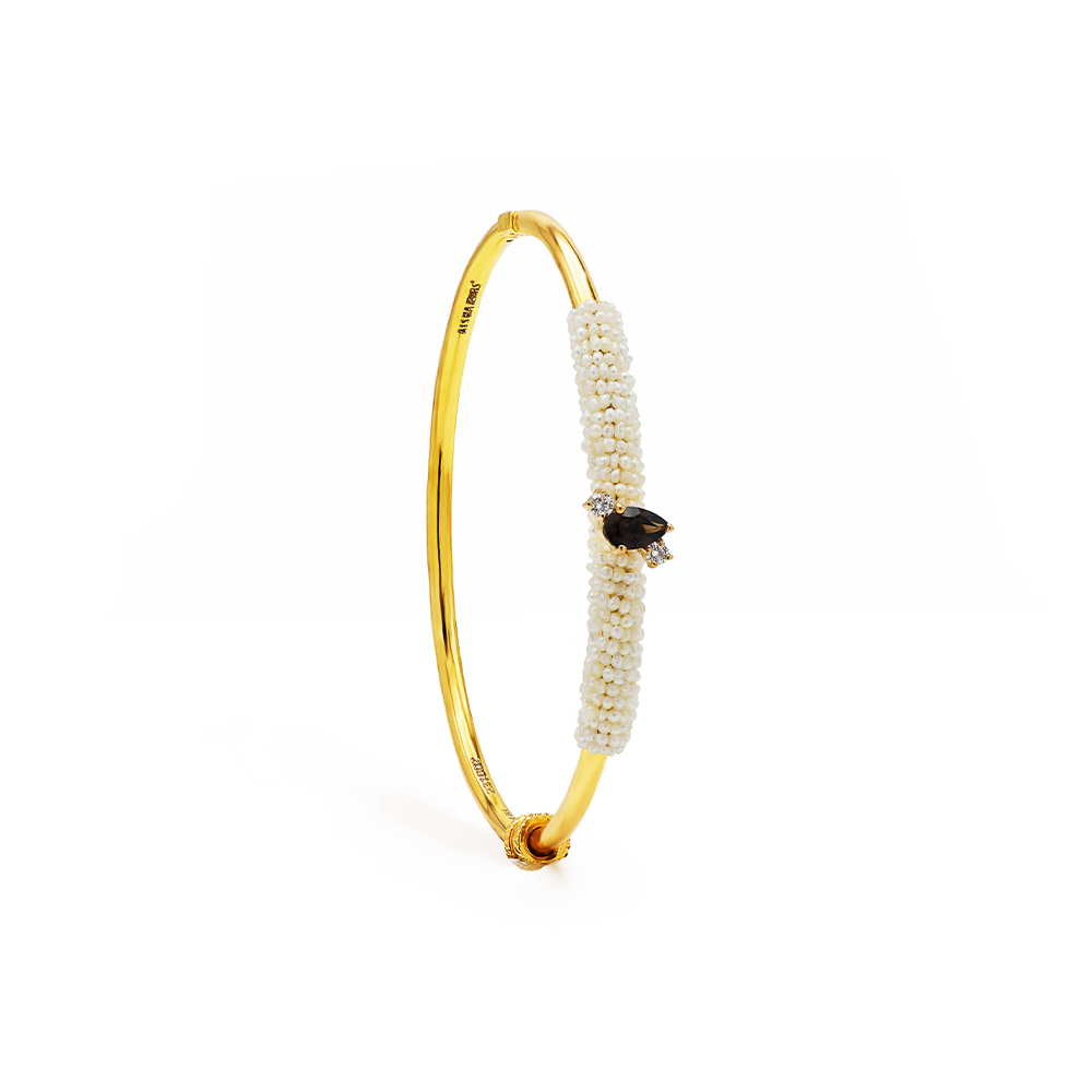 سوار ملكة المجرات السكني مع اللؤلؤ